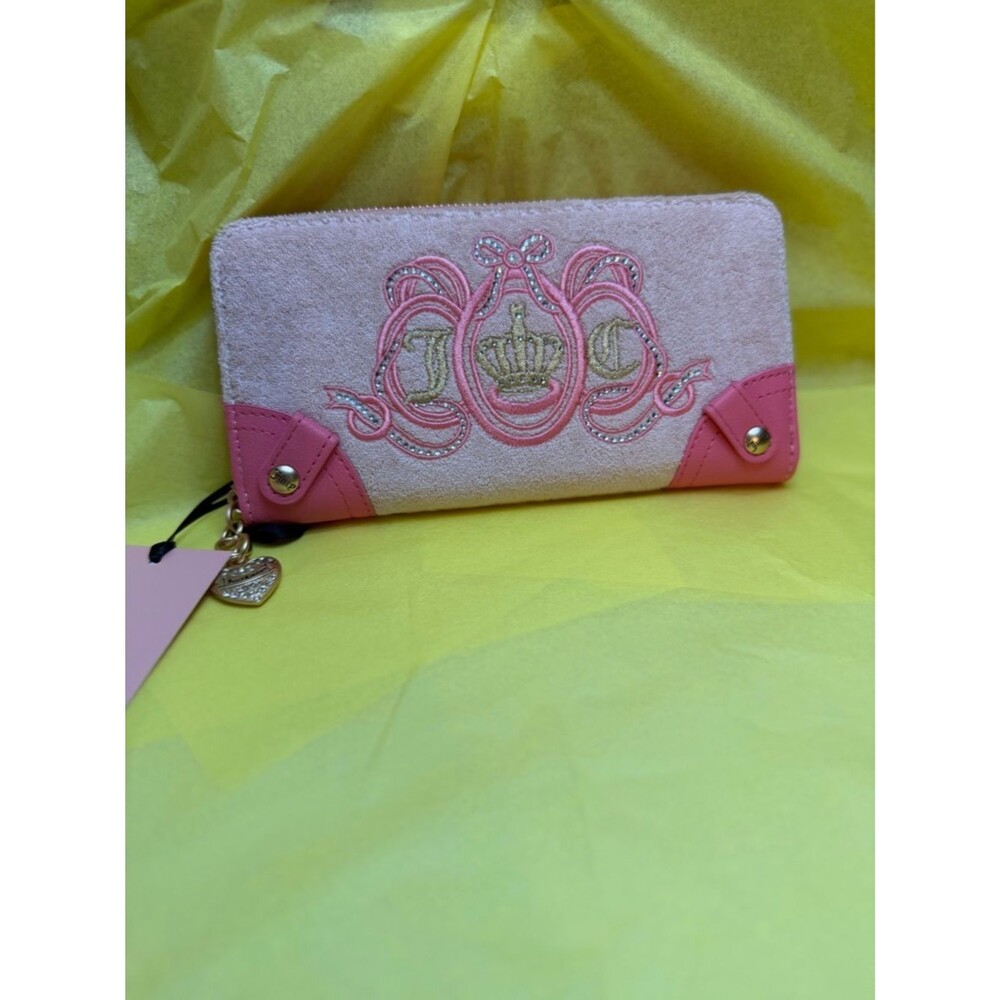 Juicy Couture Lovers Club large zip around wallet, NWT